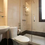 فيلة Leonidas *