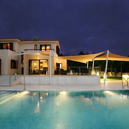 Villa Leonidas