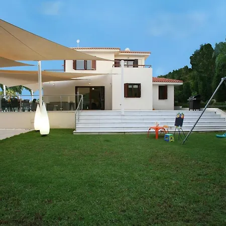 Leonidas פרוטאראס