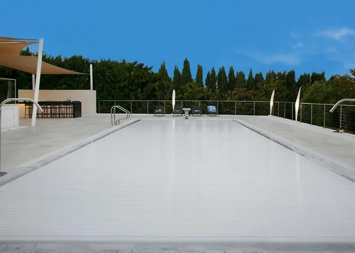 Leonidas פרוטאראס